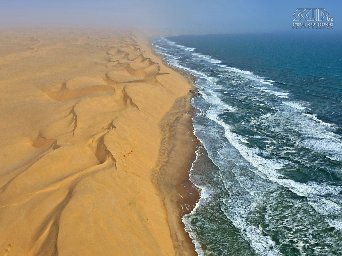 Rondvlucht - Namib woestijn en oceaan  Stefan Cruysberghs